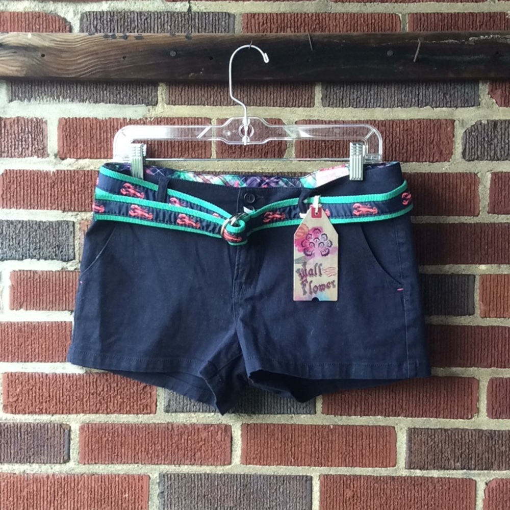 NWT Wallflower navy shirts w/ lobster belt